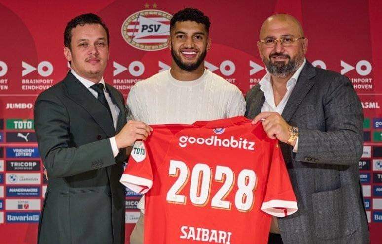 أيندهوفن الهولندي يمدد عقد المغربي اسماعيل الصيباري