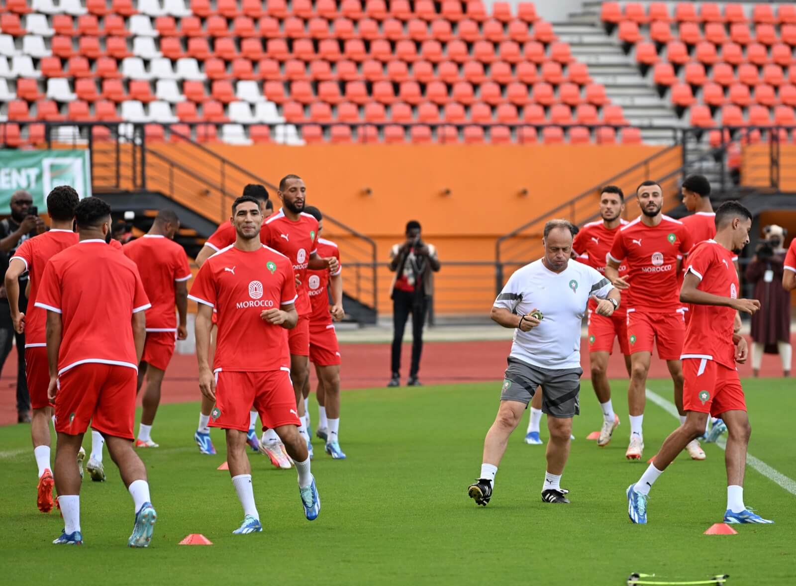 تشكيلة المنتخب الوطني أمام كوت ديفوار