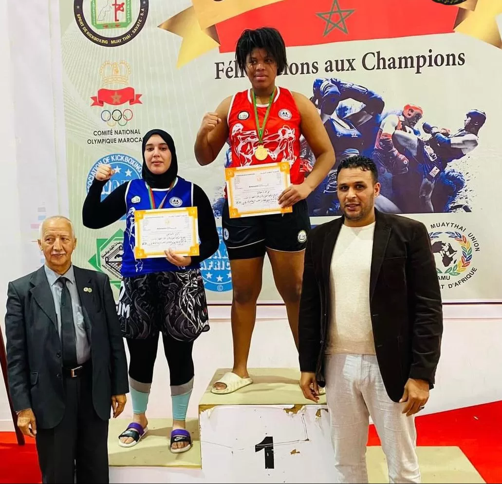 احتلال جمعية الساحل المهدية للرتبة الأولى للذكور وجمعية دلتا إنرجيك البيضاء للرتبة الأولى للإناث خلال بطولة النخبة للمواي طاي بمدينة الرباط