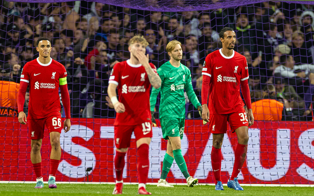 ليفربول يتحدى نوتنغهام للحفاظ على الصدارة