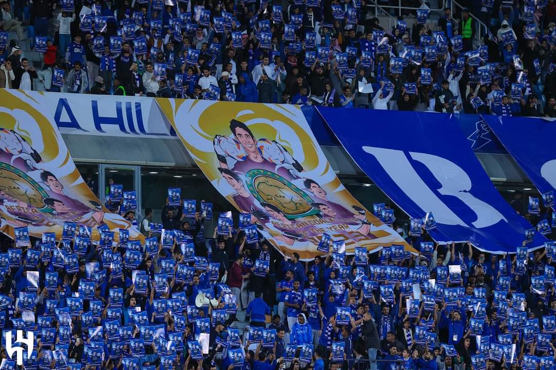 جماهير الهلال السعودي تحتفي بالمغربي ياسين بونو “ديما بونو”