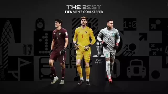 فخر المغرب ياسين بونو في القائمة النهائية لجائزة THE BEST المقدمة من طرف FIFA بجانب كل من تيبو كورتوا و ايدرسون