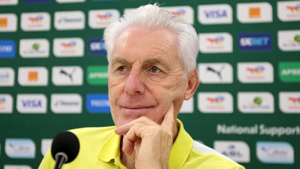 بروس يتطلع للفوز في الوقت القانوني على المنتخب المغربي