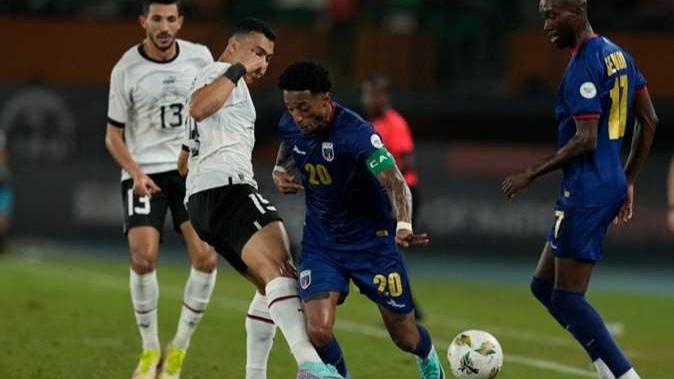 المنتخب المصري يتأهل إلى الدور الثاني بعد تعادله أمام الرأس الأخضر
