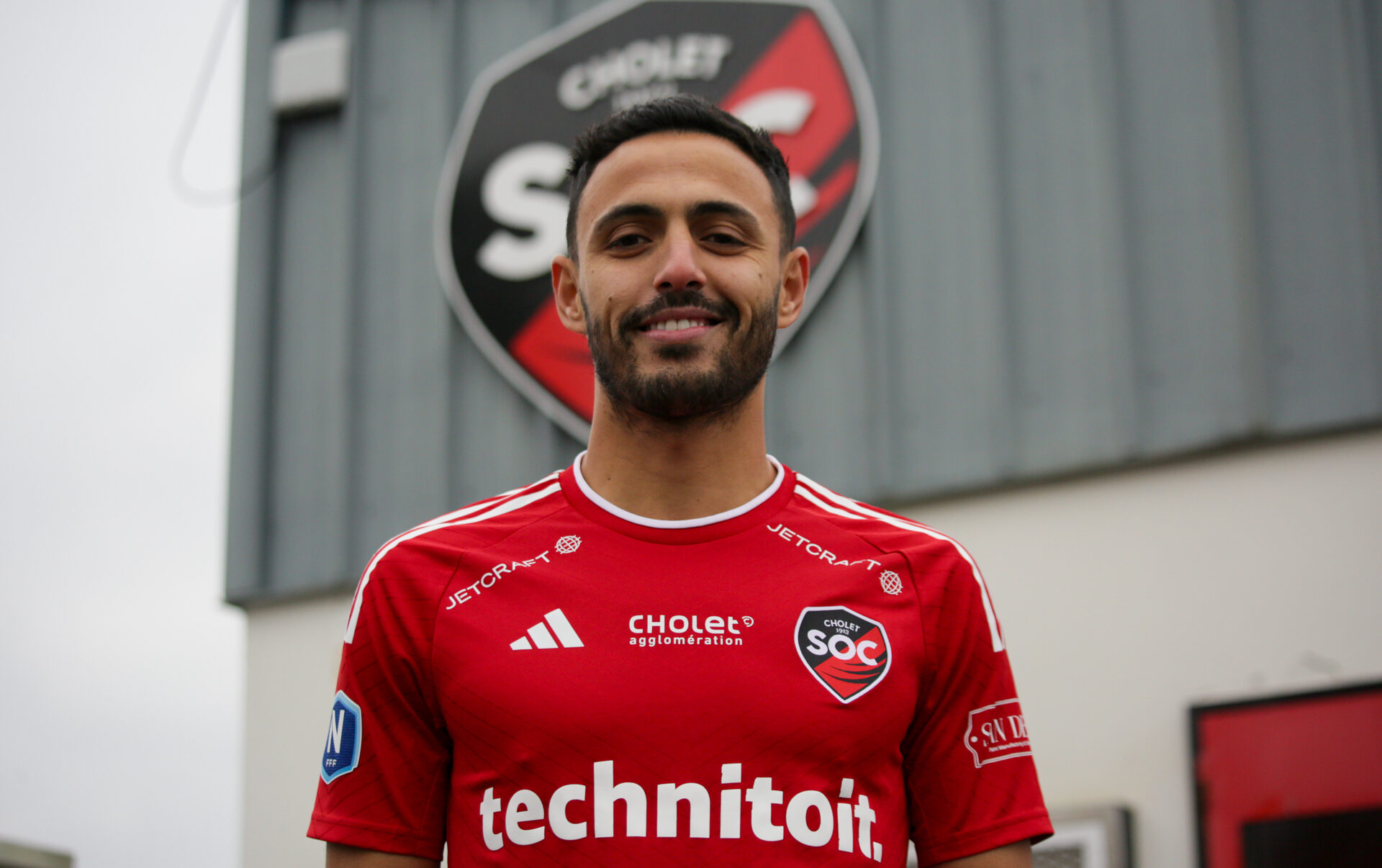 المغربي حمزة الحافظي ينضم إلى نادي شوليه