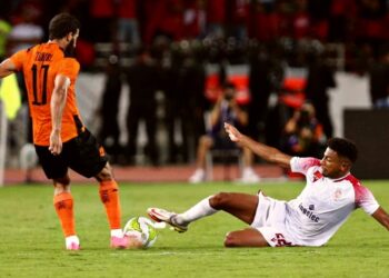 طائرة مشتركة للوداد وبركان لخوض غمار دوري أبطال إفريقيا ..