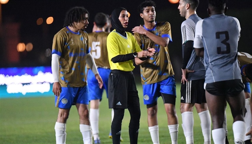 طاقم تحكيم نسائي يشارك في إدارة منافسات “كأس منصور بن زايد لكرة القدم” للمرة الأولى