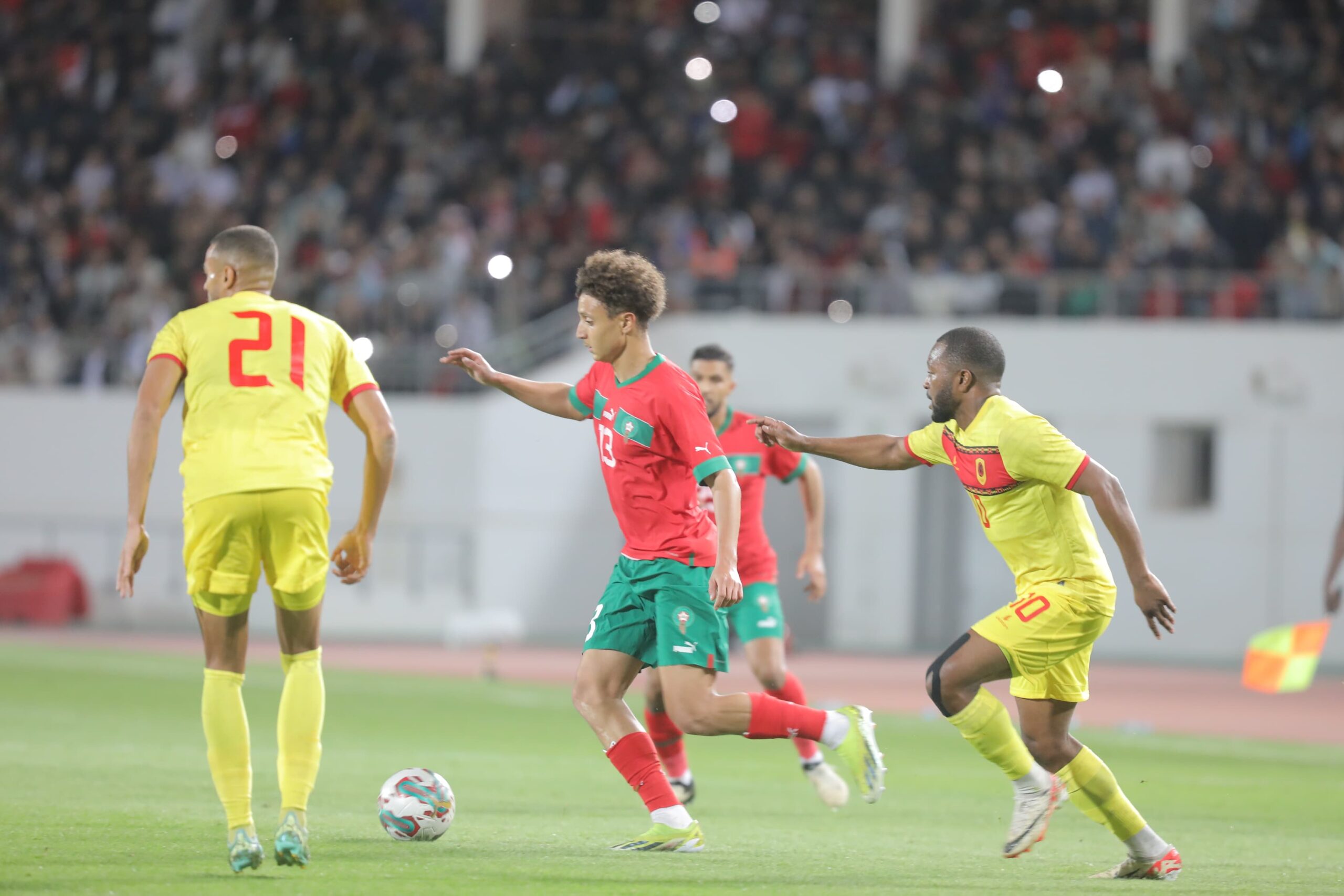 تألق إلياس بن الصغير يغير معادلة الوسط في المنتخب المغربي