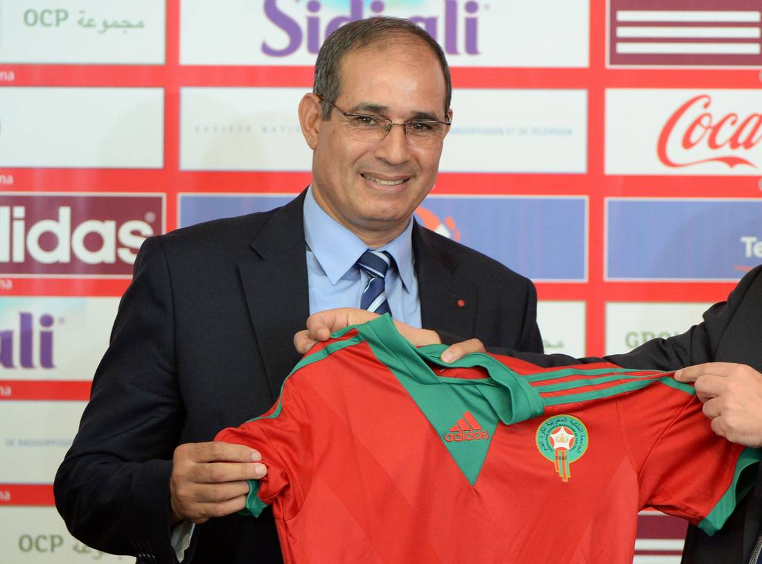الزاكي يكشف عن اللائحة النهائية لخوض غمار كأس إفريقيا والعالم ..