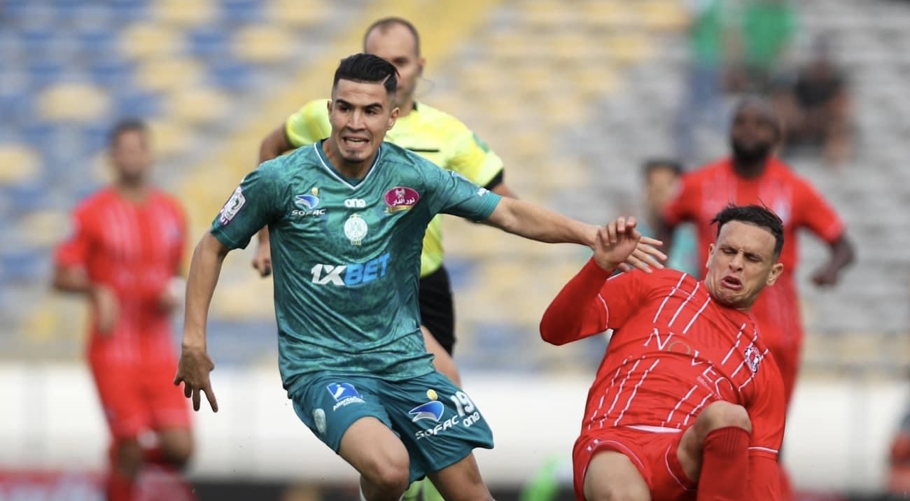 الرجاء الرياضي يفوز على مضيفه الفتح الرياضي ويشدد الخناق من جديد على الجيش الملكي المتصدر