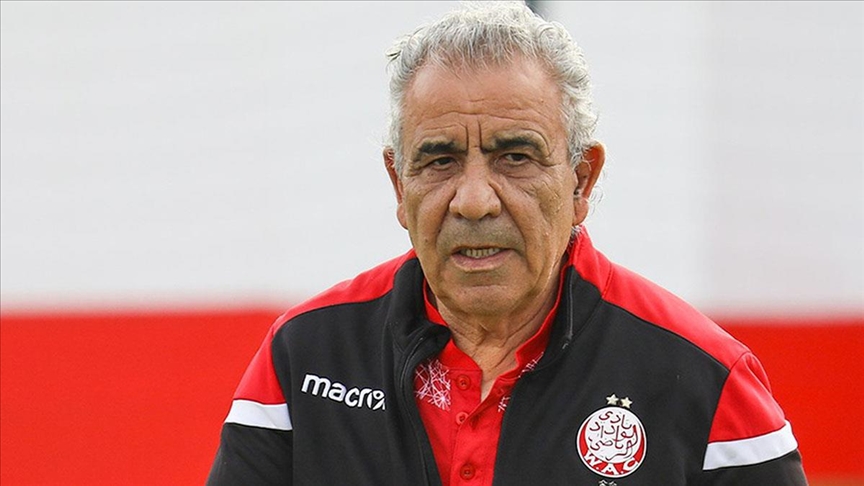 مستقبل فوزي البنزرتي مهدد بالغموض: اتحاد المنستيري يدخل المفاوضات