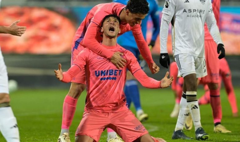 أشرف داري يواصل التألق في الدوري البلجيكي