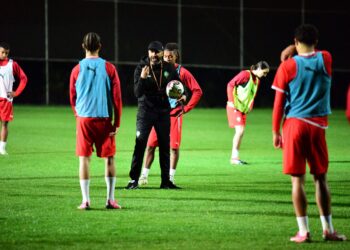 25 لاعبا في لائحة المنتخب الوطني الأولمبي استعداداً للألعاب الأولمبية باريس 2024