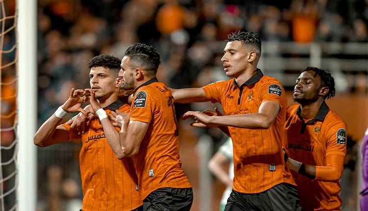 نهضة بركان يواجه اتحاد العاصمة  الجزائري في المربع الذهبي لكأس الكونفدرالية