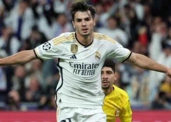 المغربي دياز يقود ريال مدريد للفوز بلقب الليغا بعد خسارة برشلونة