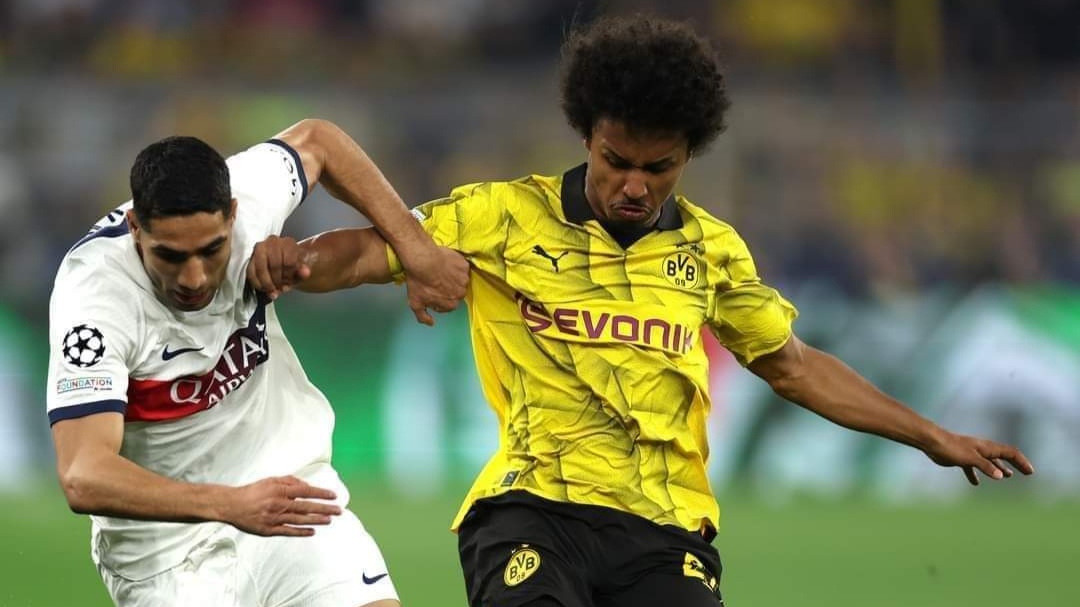 أشرف حكيمي ينهزم رفقة باريس سان جيرمان الفرنسي أمام بوروسيا دورتموند الالماني