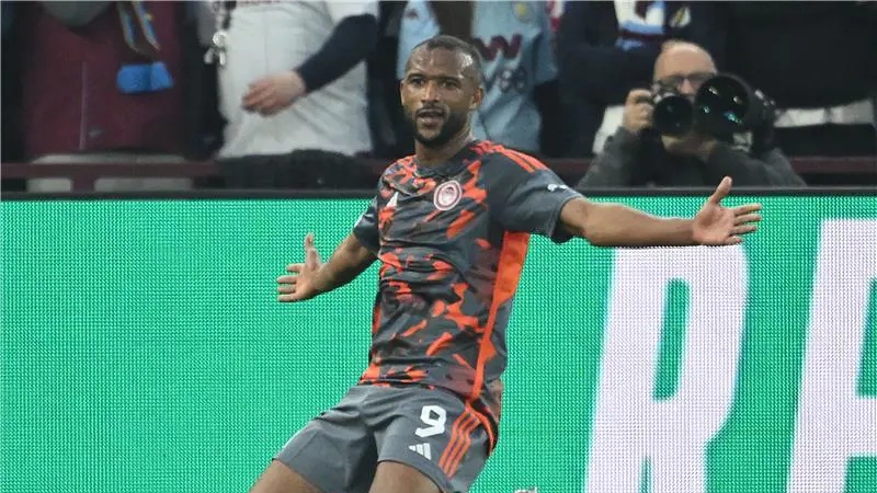 الكعبي أفضل لاعب في دوري المؤتمر الأوروبي
