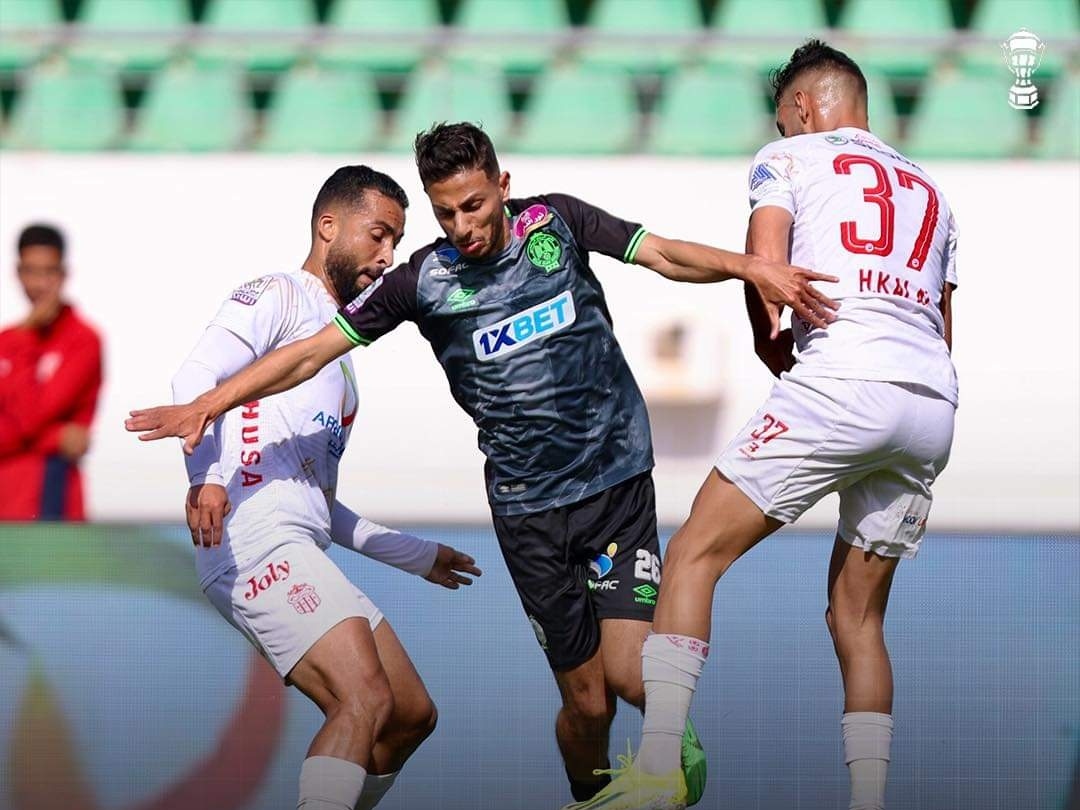 الرجاء يتأهل لنصف نهائي كأس العرش بعد إقصاء حسنية أكادير برباعية