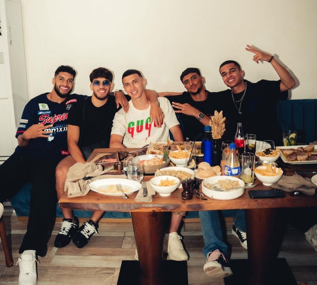 نجوم المنتخب المغربي يقضون عطلة العيد في مراكش الحمراء