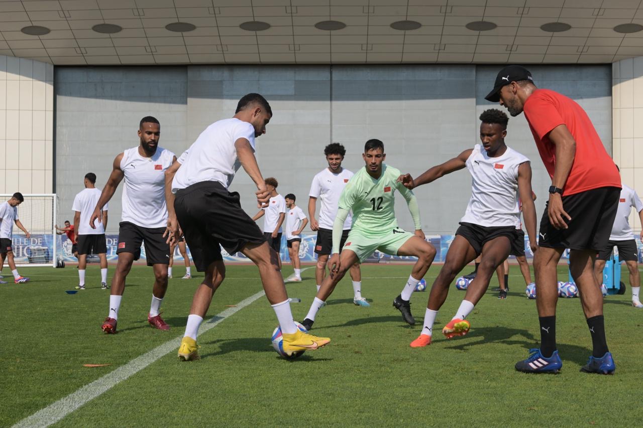 المنتخب الوطني الأولمبي ينهي استعداداته للقاء العراق