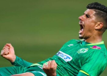 خفيفي:”الجماهير الرجاوية تستحق هذه الثنائية التي لم تكن سهلة كأول نادي بدون هزيمة طيلة الموسم ولا أعتقد بأنها ستكرر مستقبلا”