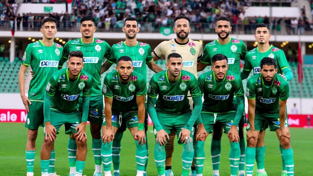 بولكسوت: “فرحان بزااااف بهاذ التتويج التاريخي ومزال طامع في الألقاب مع الرجاء العام الجاي”