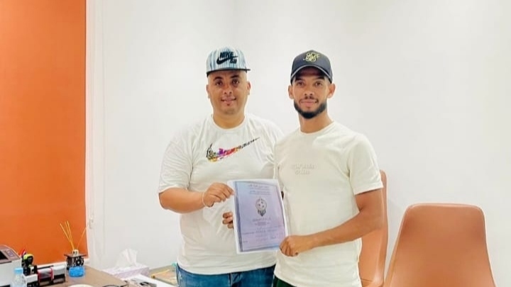 نادي أولمبيك الزاوية الليبي يجدد عقد المغربي أيوب المالكي