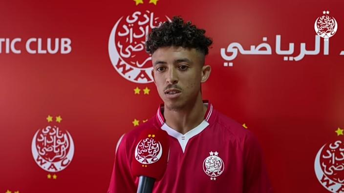 صلاح الدين بنيشو يوقع في كشوفات الفتح الرباطي لـ3 سنوات