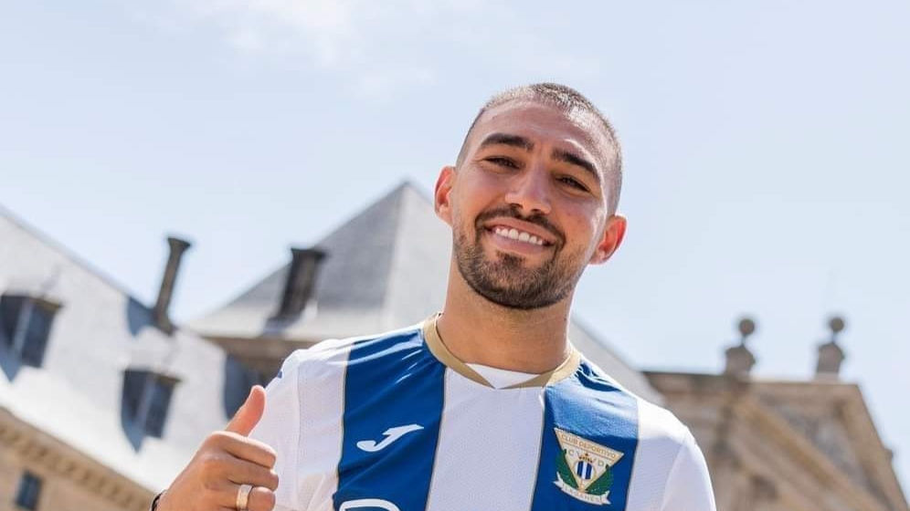 ليغانيس الإسباني يتعاقد مع  المغربي منير الحدادي