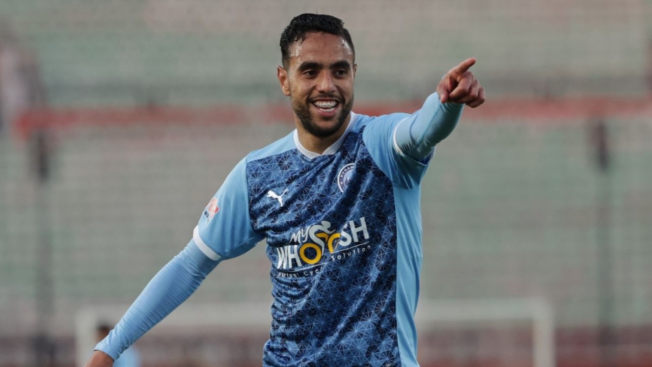 محمد الشيبي يطالب بمليون دولار لتجديد عقده مع بيراميدز المصري