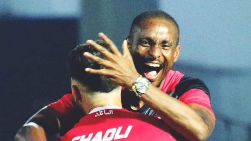 مدرب شباب السوالم مرشح لمساندة موكوينا في الوداد