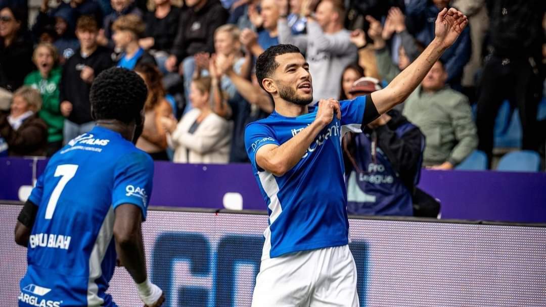 المغربي زكرياء الواحدي يساهم في فوز فريقه جينك على سينت ترويدن (3-2)، برسم الجولة 11 من الدوري البلجيكي