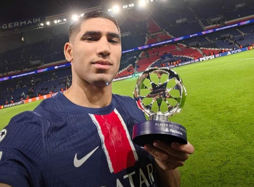 حكيمي يتواجد ضمن التشكيلة المثالية للدوري الفرنسي
