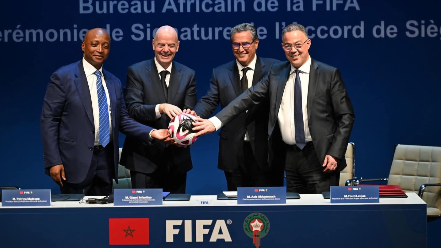 توقيع اتفاقية لإحداث مكتب للاتحاد الدولي لكرة القدم في إفريقيا بالمغرب