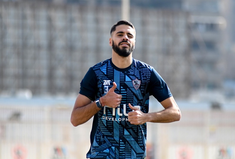 محمود بنتايك يستعيد جاهزيته تدريجيًا للمشاركة مع الزمالك
