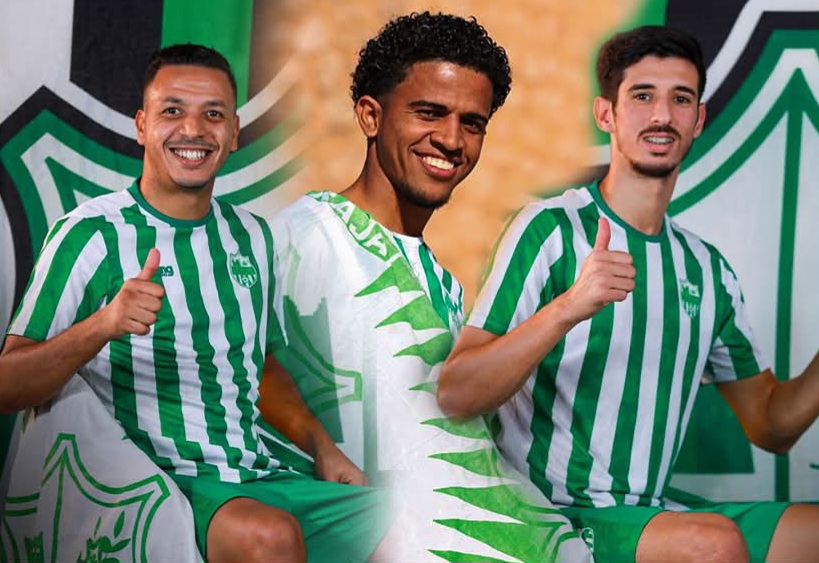 رجاء بني ملال يفسخ عقود ثلاثة لاعبين بالتراضي
