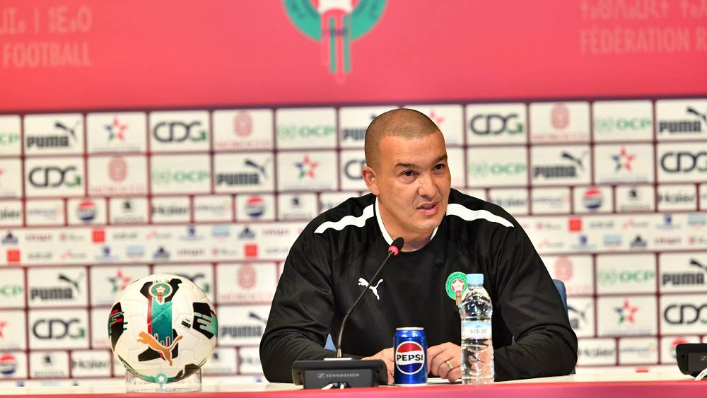 نبيل باها: نريد التتويج بلقب كأس أمم أفريقيا على أرضنا