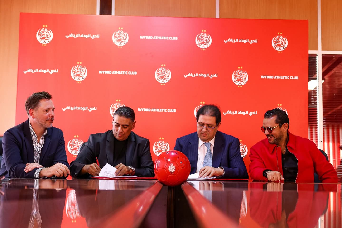 الوداد يعلن عن شراكة جديدة مع Kappa في عيده الـ88