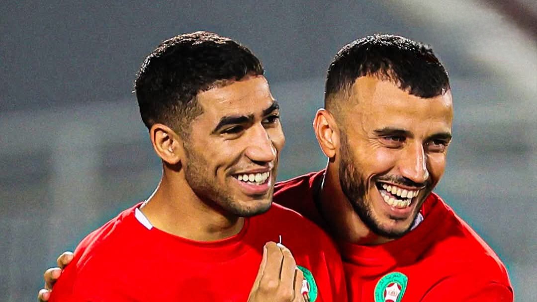 رومان سايس يُشيد بحكيمي: “لا يعرف طعم الراحة وها هو يدخل النهائي بأفضل نسخة”