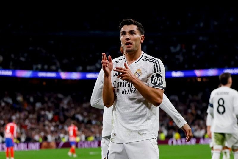براهيم دياز خارج حسابات تشابي ألونسو في ريال مدريد.. هل اقتربت نهاية المشوار الملكي