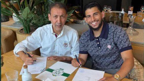رسميًا.. الرجاء يجدد عقد صابر بوغرين لموسمين