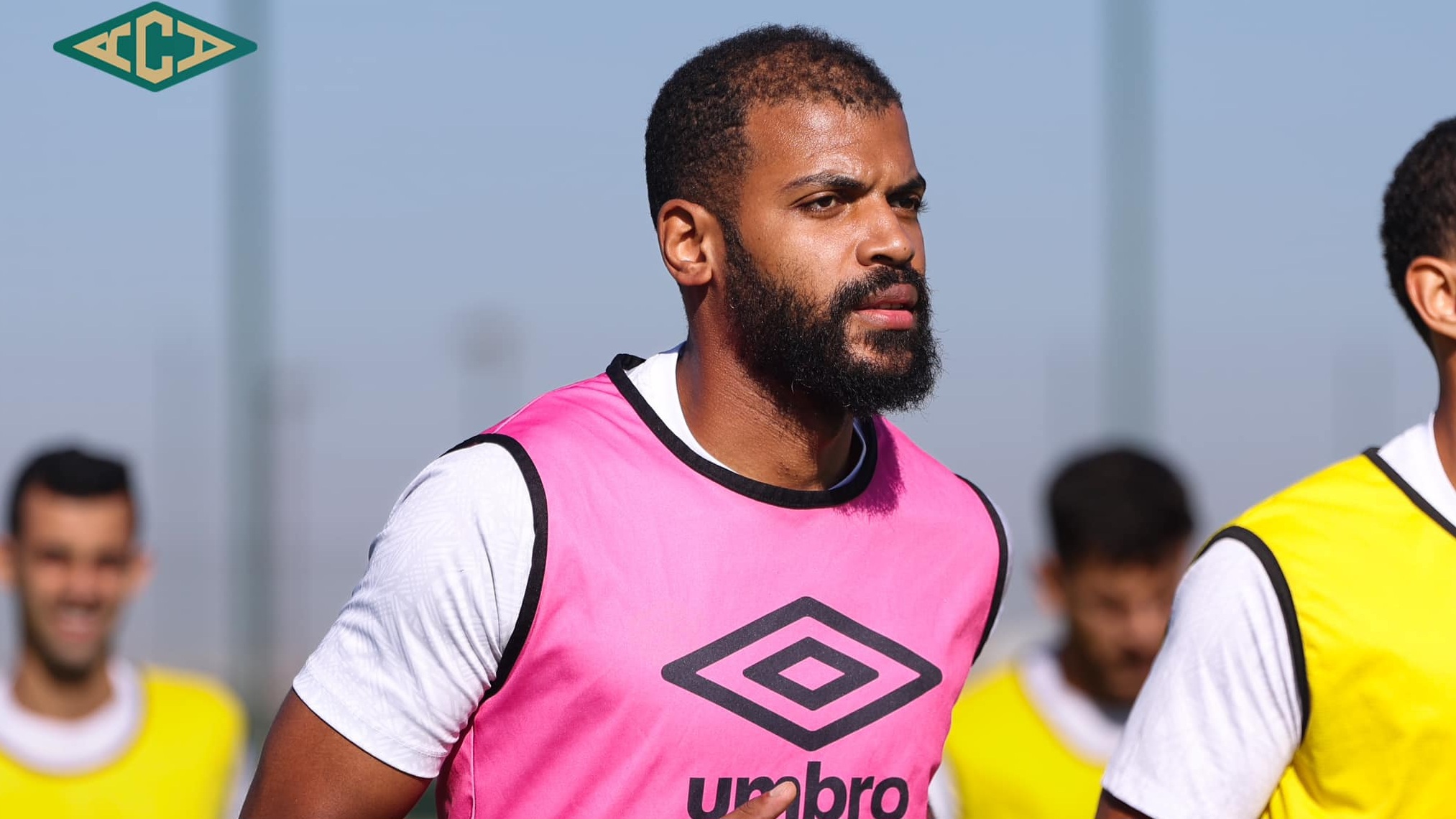 تصريح مؤثر من ياسر بالدي عن تجربته مع الرجاء: “ما فهمتش علاش، ولكن الرجاء في القلب”