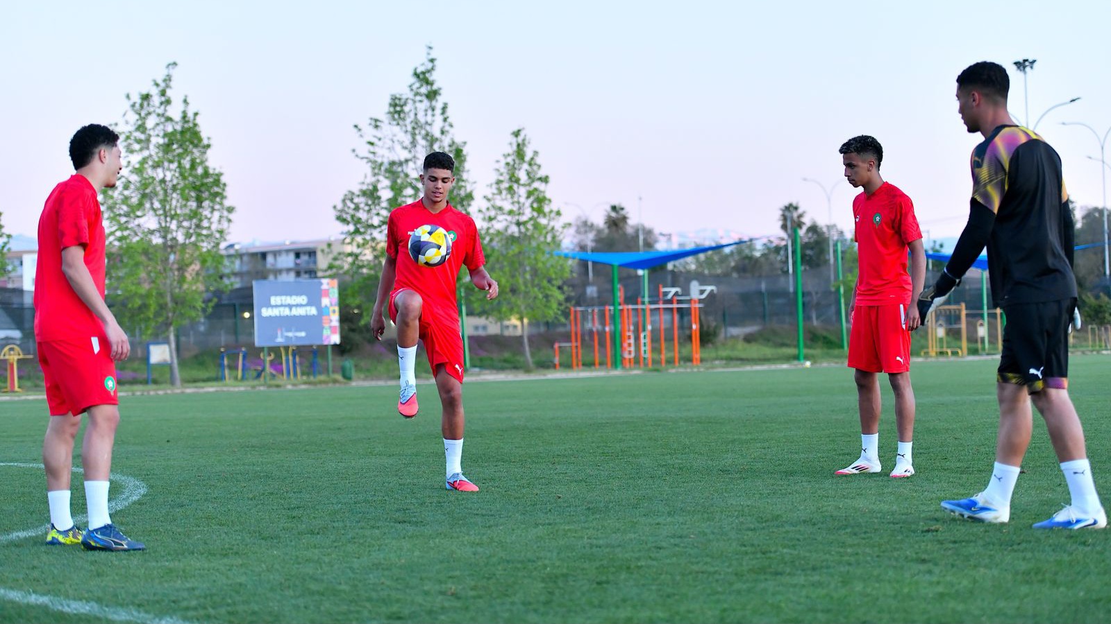 المنتخب الوطني لأقل من 20 سنة يختتم آخر استعداداته للقاء البرازيل