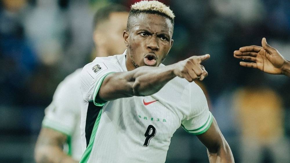 أوسيمين يشيد بالمغرب: “بلد كبير كروياً ويملك مقومات تنظيم كأس أفريقيا”