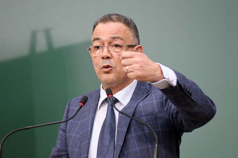 لقجع:”أشرف حكيمي تشافا وهو جاهز لكأس أفريقيا