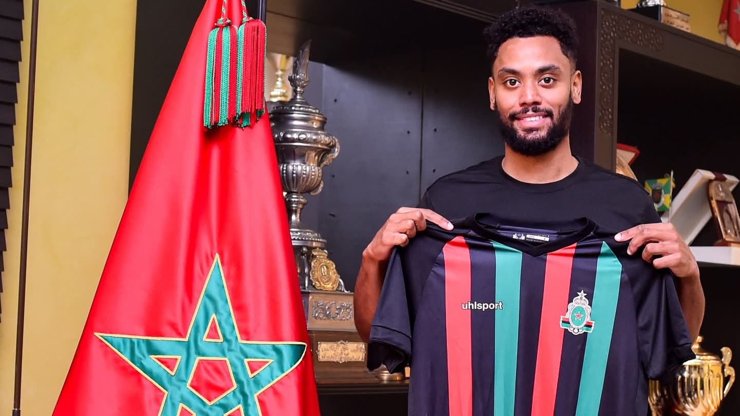 الجيش الملكي يعلن تعاقده رسميًا مع نولان مبيما