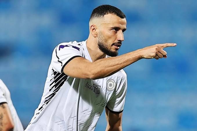 لوسيل يفتح مفاوضات مع رومان سايس