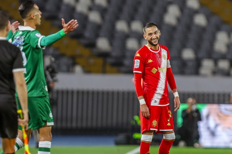 بدر بانون يوضح موقفه ويعتذر لجماهير المغرب الفاسي