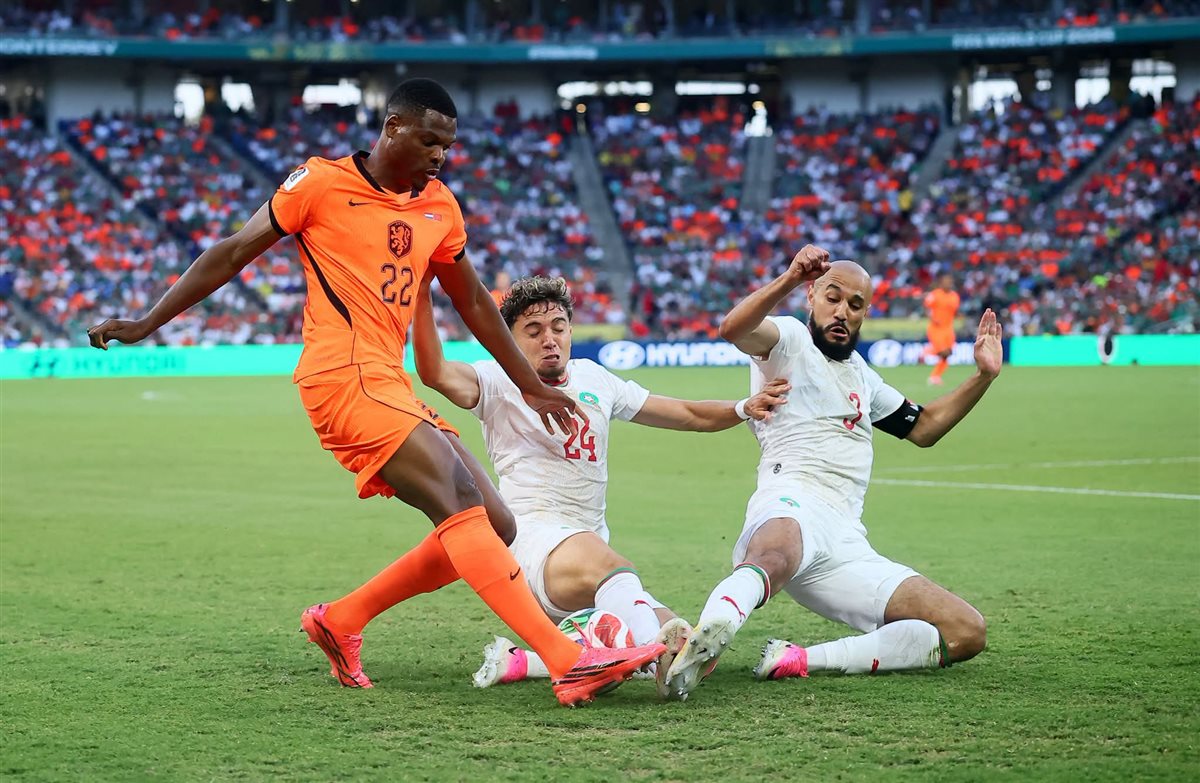 التشكيلة المتوقعة للمنتخب المغربي أمام فرنسا في ربع نهائي المونديال