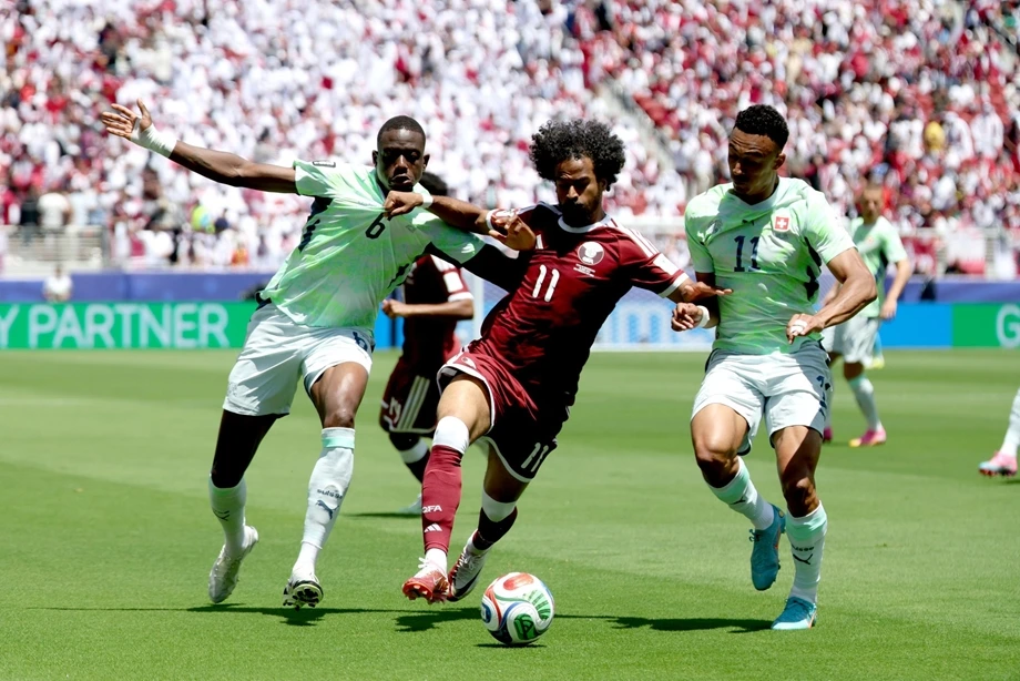 قطر تنتزع تعادلاً قاتلاً أمام سويسرا في مستهل مشوارها بمونديال 2026